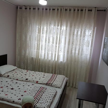 Ak Kalpak Guest House โชลปอน-อาตา ภายนอก รูปภาพ