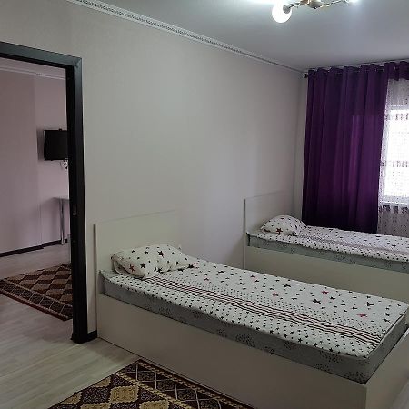 Ak Kalpak Guest House โชลปอน-อาตา ภายนอก รูปภาพ