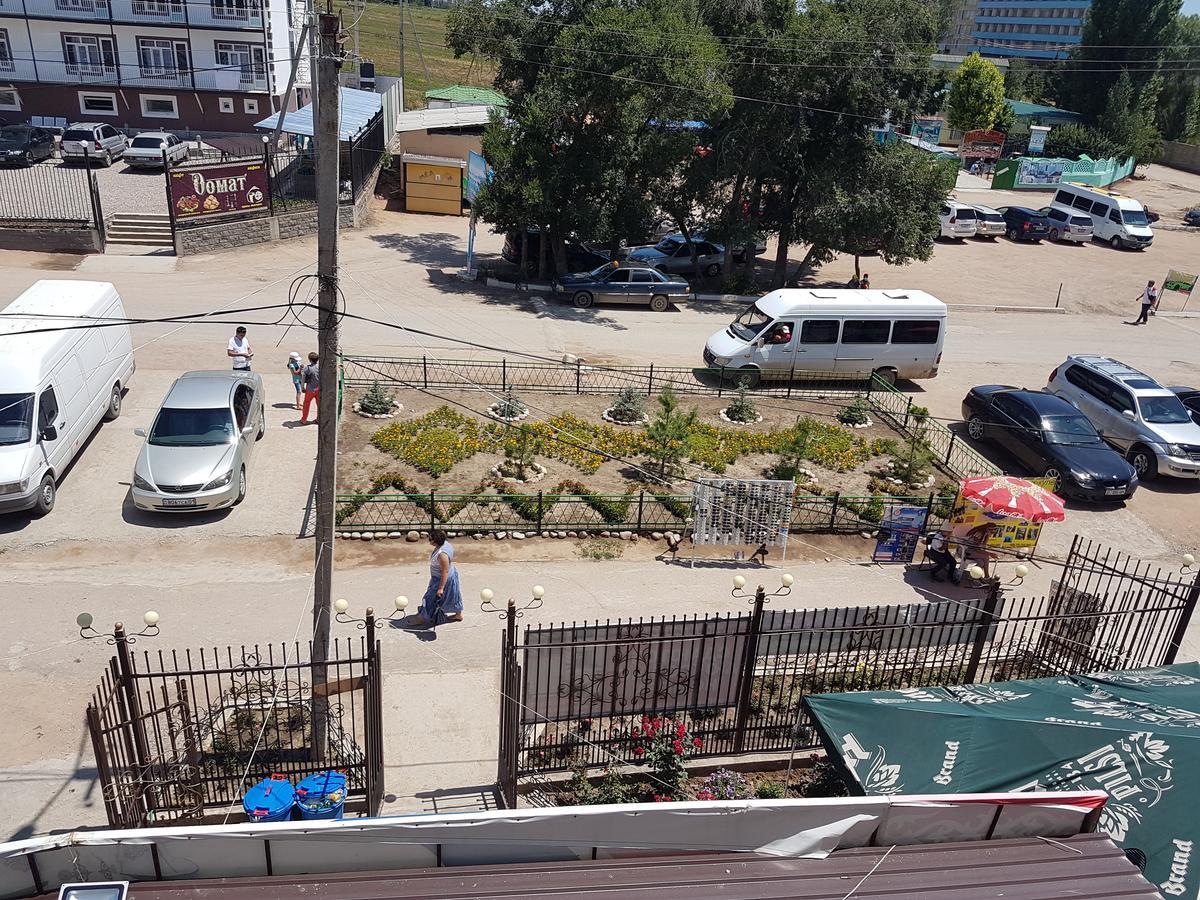 Ak Kalpak Guest House โชลปอน-อาตา ภายนอก รูปภาพ